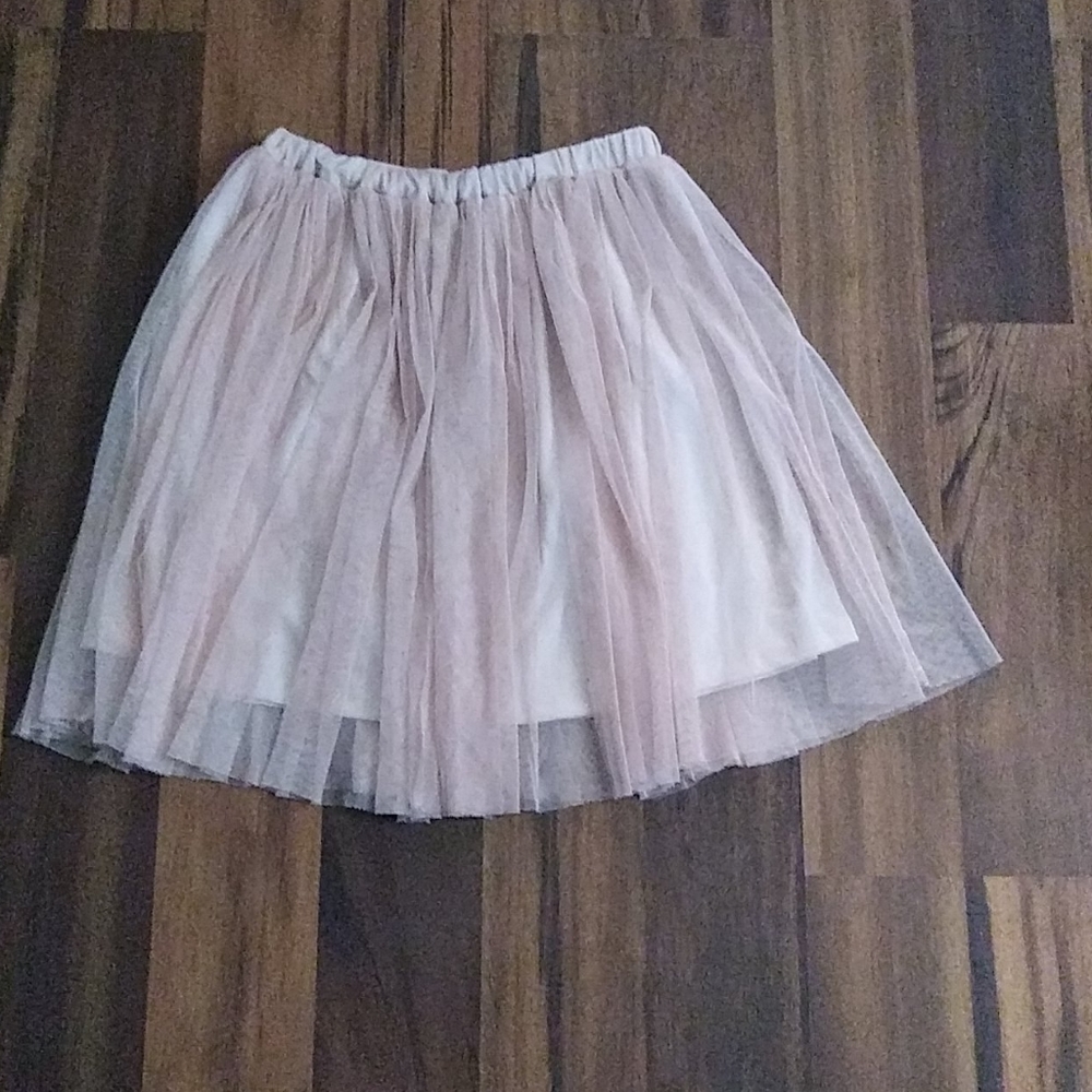 Ruffle skirt